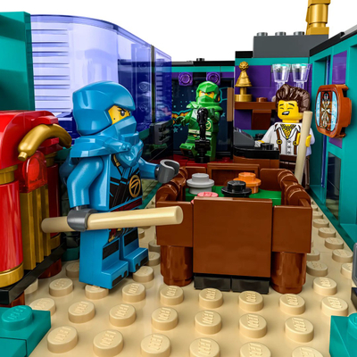 Set lodër LEGO NINJAGO City Markets, 21 minifigura, 4 kate, shumëngjyrësh