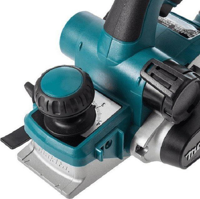 Makinë për prerjen e drurit Makita KP0810C, 1050 W