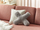 Set jastëkësh dekorativë Beliani HESPERIS, teddy bouclé, 2 copë, gri e çelët