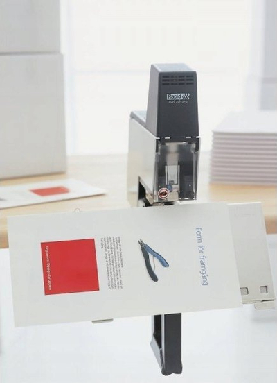 Kopjues elektrik Rapid 106E, 50 fletë, i bardhë