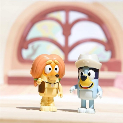 Set figura TM Toys Bluey Visit to the Doctor, 2 figura, shumëngjyrëshe
