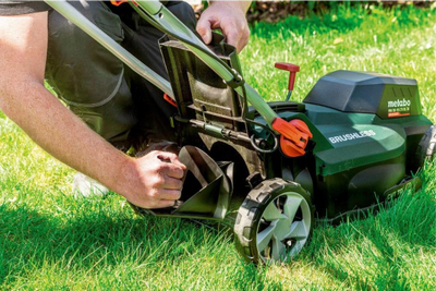 Kositëse bari Metabo RM 36-18 LTX BL 36, 18V, pa bateri, jeshile