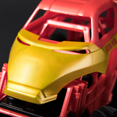 Kamion lodër me telekomandë Monster Jam Marvel Iron Man, shkallë 1:24, i kuq me ari