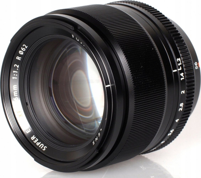 Objektiv Fujifilm XF 56mm F1.2 R, prime, i zi
