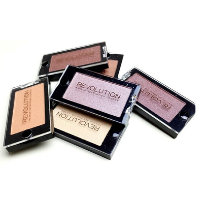 Hije për sy Makeup Revolution 3.3 g