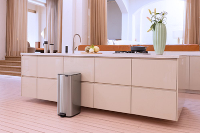 Koshi me pedale Brabantia Bo, 30L, inox, argjendtë