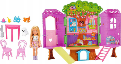 Set lodër Barbie Chelsea Tree House, shpi e vogël në pemë, me kukull dhe qenush, shumëngjyrësh