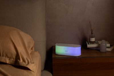 Llampë nate dhe karikues wireless Proove Multicolor Glow – 15W me ndriçim LED RGB dhe kontroll me prekje