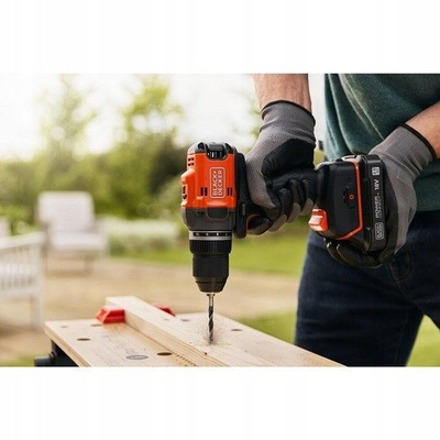 Makina kaçavidë edhe shpues Black &amp; Decker BLD682XN, 18V, brushless, pa bateri