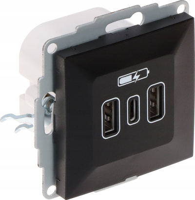 Prizë karikimi Elektro-Plast SANTRA 4108-19 EPN, 2x USB-A 1x USB-C, 5V 3.4A, e zezë