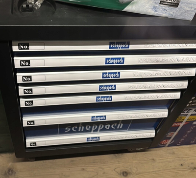 Количка за алат Scheppach TW1100, 70 делови, 7 фиоки, сребрена