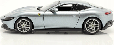 Maketi i makines BBURAGO Ferrari Roma, shkalla 1:24, gri