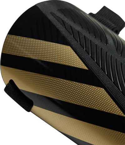 Mbrojtëse këmbe adidas Tiro Match Club IP3997, me mbrojtës kyçi, me rrip për rregullim, të zeza