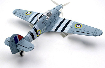 Lodër aeroplan Yokomisiad Hawker Hurricane ZA2588, model për me montu vetë