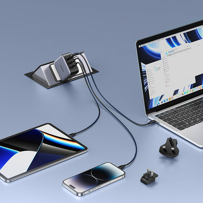 Karikues muri Ugreen Nexode, 65W, 2x USB C dhe USB, i zi