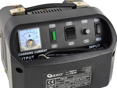 Karikues baterie Geko CB-40, 12/24V, 92-300Ah, gri