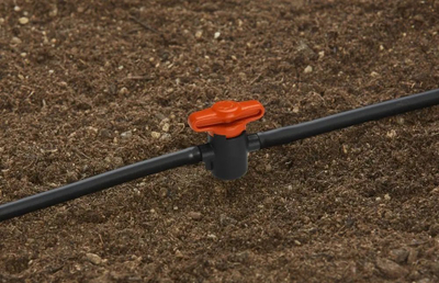 Вентил Gardena Micro Drip, 3/16", за регулирање и затворање вода, црно портокалов