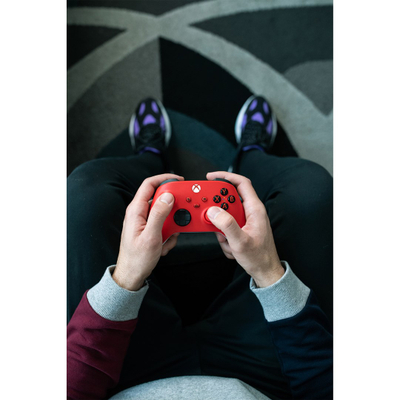 Joystick lojërash Microsoft Xbox Wireless Controller Pulse Red, me valë, i kuq