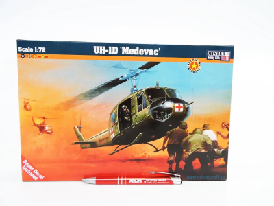 Model plastik MisterCraft UH 1D Medivac, shkalla 1:72