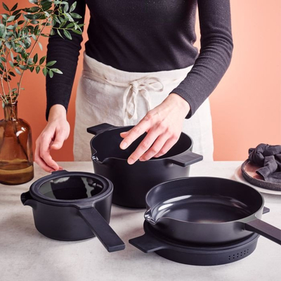 Set tenxheresh dhe tiganësh Brabantia Pots and Pans, alumin, me shtresë jo ngjitëse, i zi