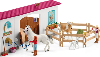 Set lodër Schleich Horse Club Riding Arena Peppertree, arenë kalërimi me pengesa dhe pajisje