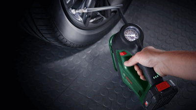 Pompe pa kabëll Bosch UniversalPump 18V, 10.3 bar, pa bateri, jeshile