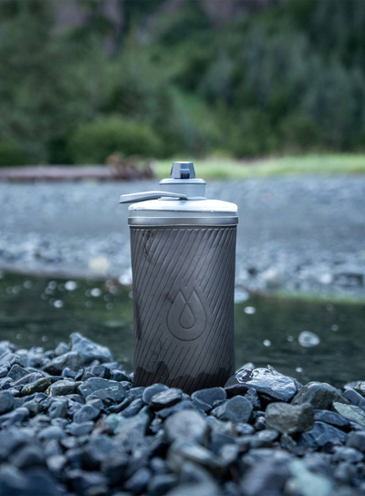 Shishe uji Hydrapak Flux 1.5L, e palosshme, me grykë twist-to-drink, blu