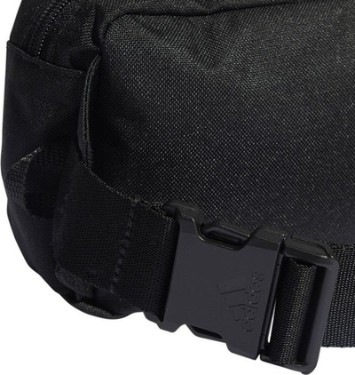 Çantë beli adidas Linear Recycled Bum Bag, poliester i ricikluar, rrip që e rregullon vetë, e zezë