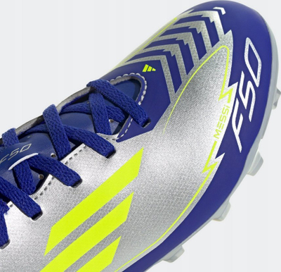 Këpucë futbolli Adidas F50 Club IH0916, FG MG, të bardha