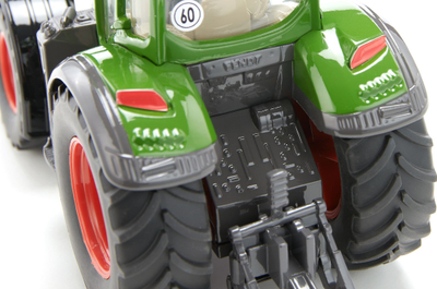 Играчка трактор SIKU FARMER Fendt 728 Vario, размер 1:32, 25 cm, зелена боја