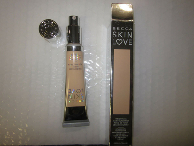Fondatinë e lëngshme Becca Skin Love Linen, hidratuese, 35 ml