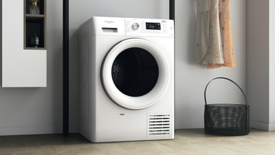 Tharëse rrobash Whirlpool FFT M11 82 EE, me pompë nxehtësie, 8 kg, e bardhë