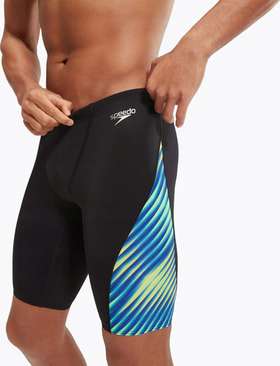 Rroba banjo jammer për burra Speedo Allover Digi V-Cut, Eco Endurance+, që s’shuhet nga klori, e zezë