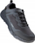 Atlete për burra Magnum Bondsteel Low WP CM 92800346458, që s’i hyn uji, me taban gome antirrëshqitës, gri e errët