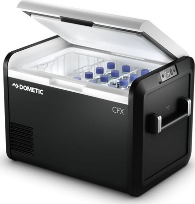 Пренослив фрижидер Дометик ЛадноЗамрзни CFX3 55IM, 46L, со компресор, црн