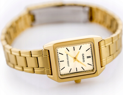 Ora dore Casio LTP V007G 9E, quartz, që s’e ha uji, ngjyrë ari