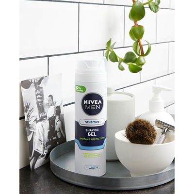 Nivea Men Sensitive Пена за Бричење, 200 ml