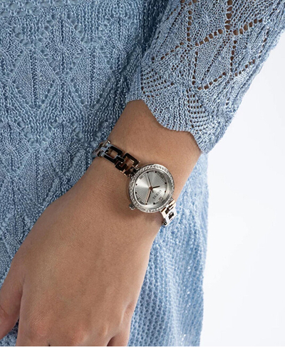 Orë për femra Guess