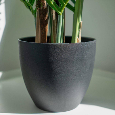 Bimë artificiale dekorative Vilde Areca Palm, 95 cm, me vazo, e zezë