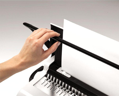 Makinë lidhëse me grepa Fellowes Star Plus 150, kapacitet 150 fletë, manuale, e bardhë gri