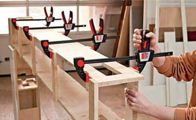 Klemë universale Bessey EZS30-8, hapje 300 mm, thellësi 80 mm, e zezë me të kuqe
