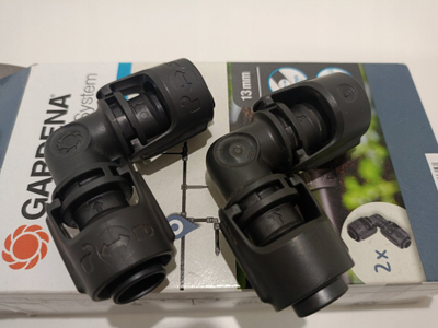 Lidhës këndor Gardena Micro Drip, 13 mm 1/2", i zi