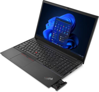 Laptop Lenovo ThinkPad E15 Gen 4 (Intel), 15.6", Intel Core i5, 8GB RAM, 256GB SSD, Intel Iris Xe Graphics, i zi