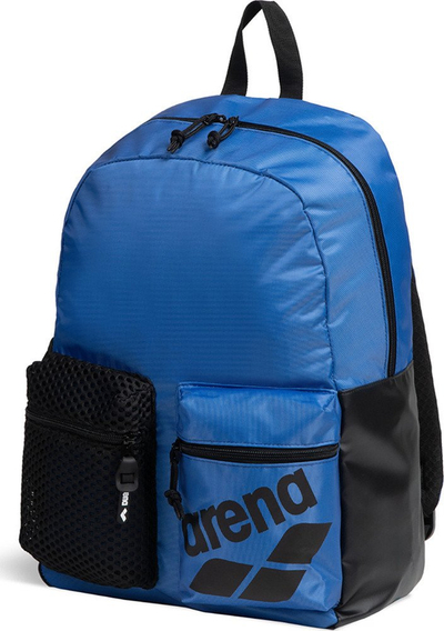 Çantë shpine Arena One Go, 30L, që s’e kap uji, e zezë