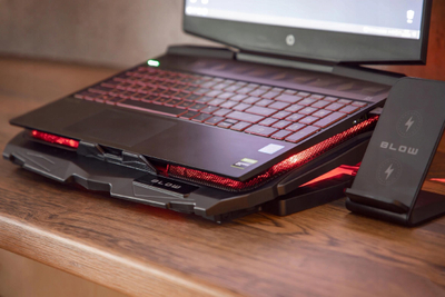 Stendë ftohse për laptop Blow Hurricane, 12-17", 4 ventilatorë, LED i kuç, e zezë