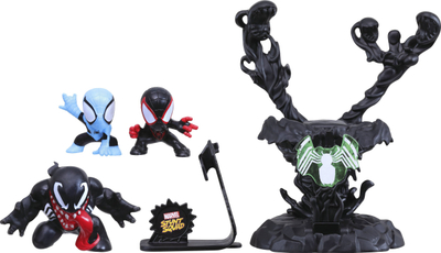 Set lodrash Marvel Stunt Squad Black Panther dhe Iron Man kundër Ultron, figura të vogla, me hedhës, shumëngjyrësh