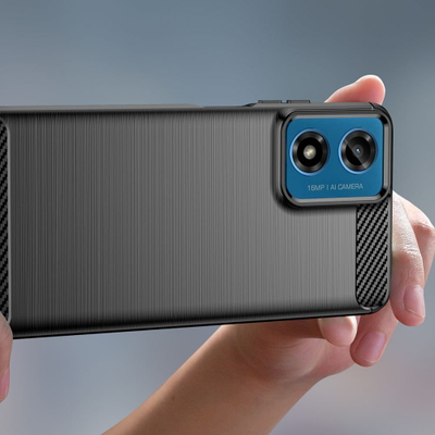 Kapak telefoni Tech-Protect TPUCarbon për Motorola, material TPU, pamje fibrë karboni, ngjyrë e zezë