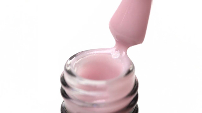 Полуперманентен лак за нокти Ocho Nails Hybrid Wedding W01, 5 g, розова нјуанса нјуд