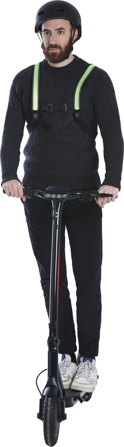 Jeletë reflektuese Cellularline Newrban me LED, e rregullueshme, e zezë