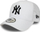 Kapele New Era Essential New York Yankees MLB Trucker 12285467, me rregullim, e bardhë